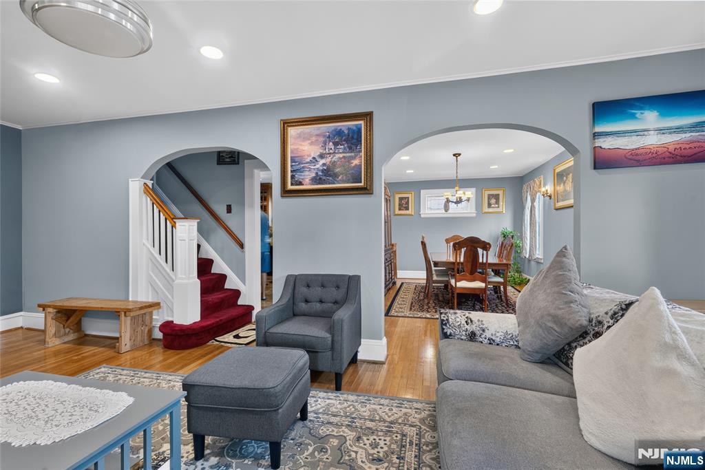 1501 Rose Terrace - Photo 5