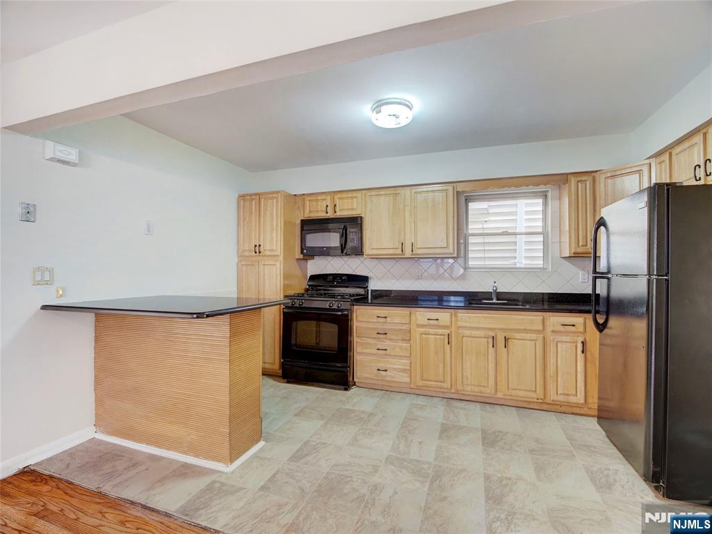 404 46th Street 2 - Photo 4