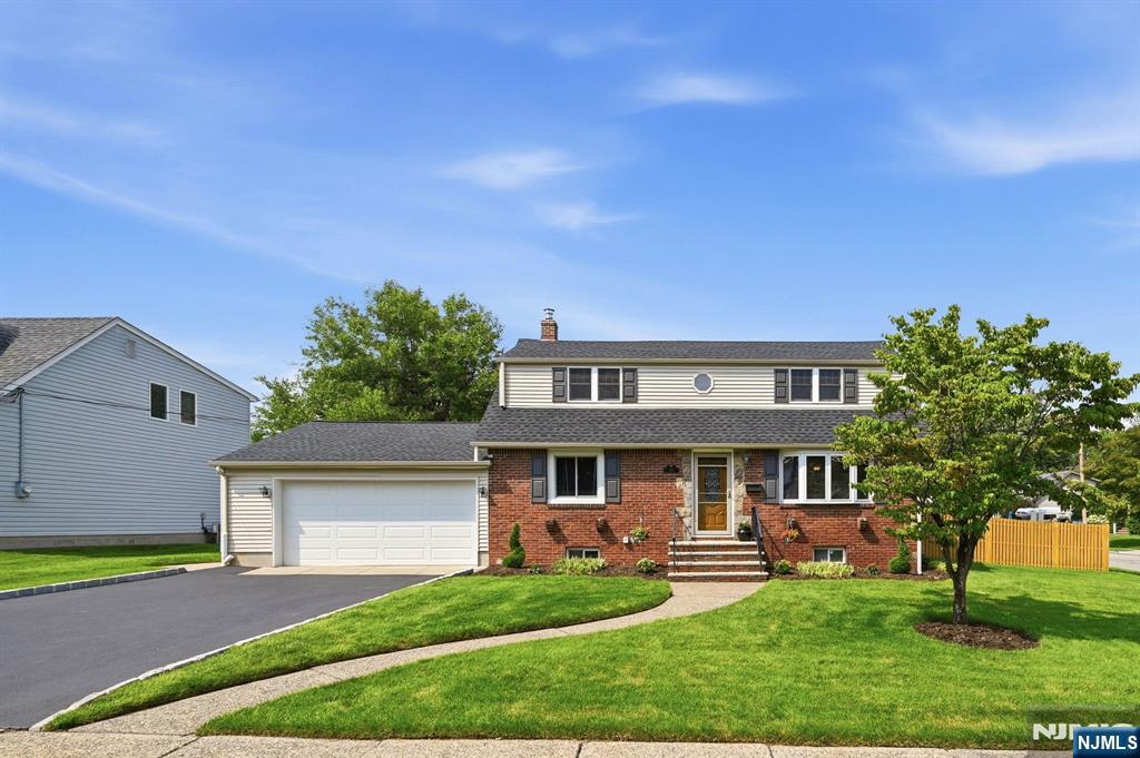 355 Woodland Road - Photo 3