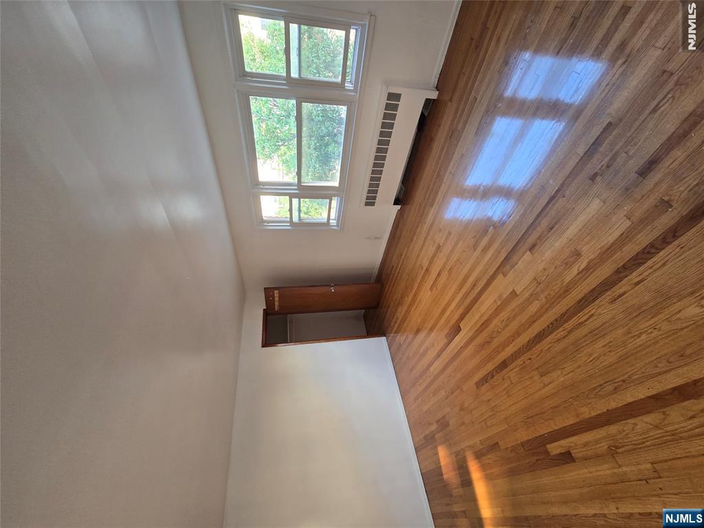 350 Park Avenue 5 - Photo 1