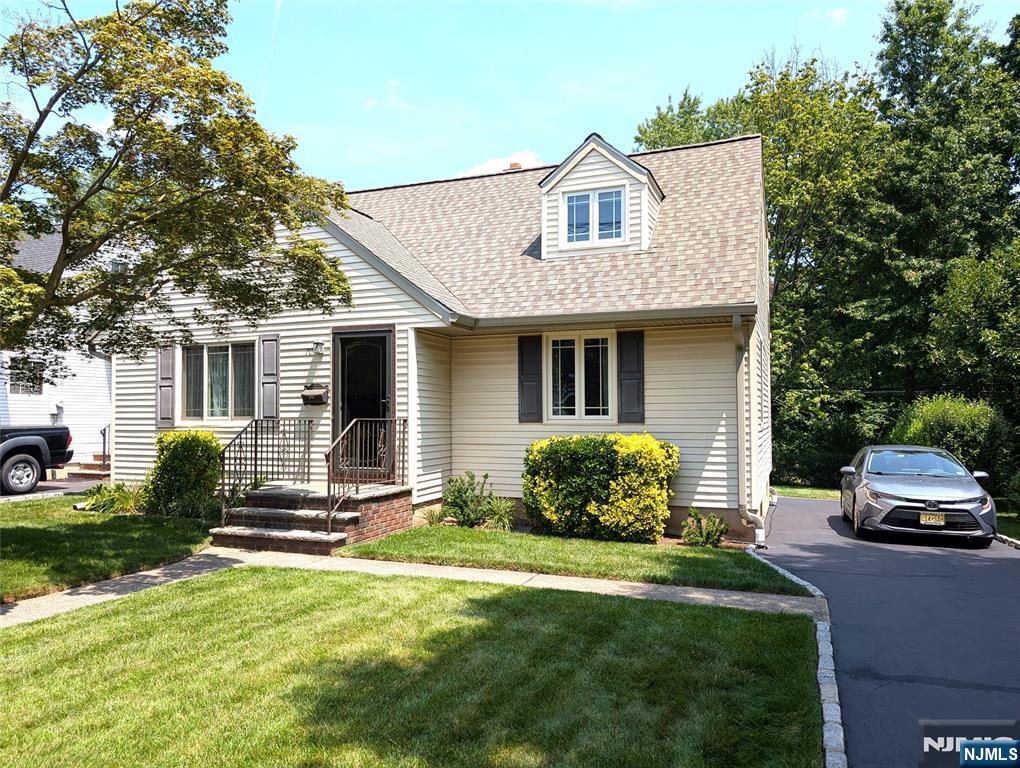 70 Bromley Place - Photo 2