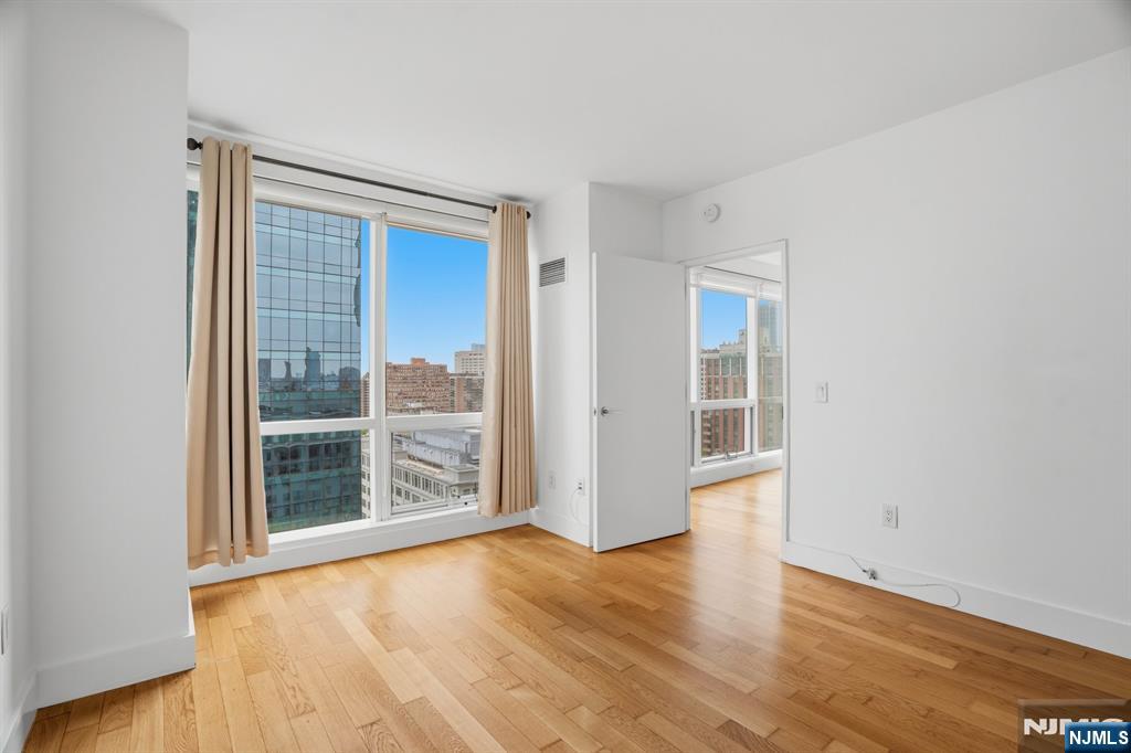 77 Hudson Street 2002 - Photo 3