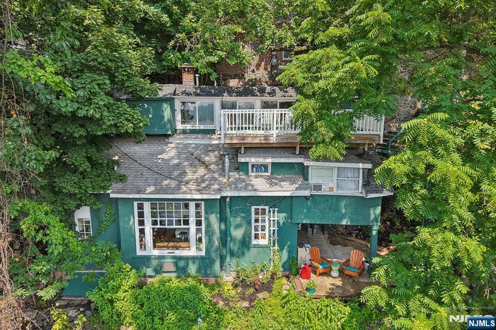 6 Old Wood Road - Photo 1