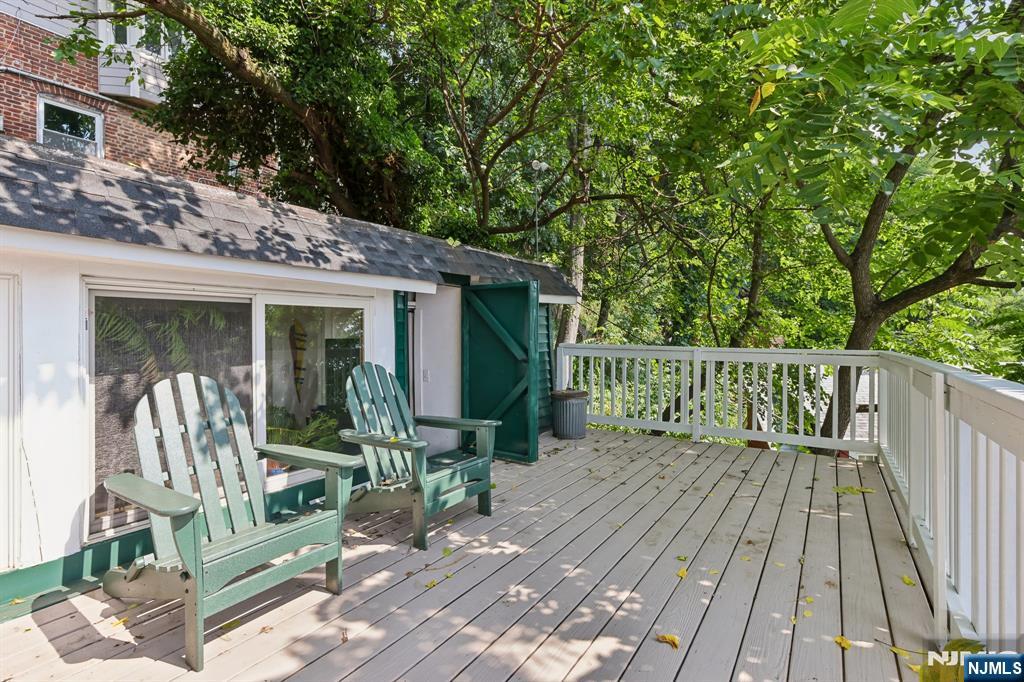 6 Old Wood Road - Photo 3