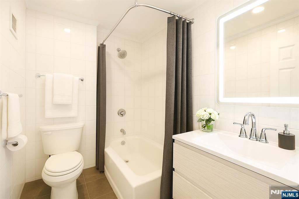 56-58 68th Street 7 - Photo 4