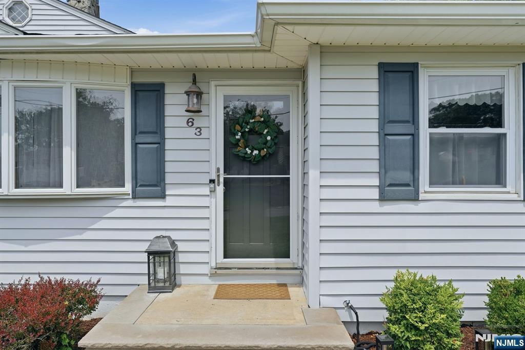 63 Stewart Avenue - Photo 4