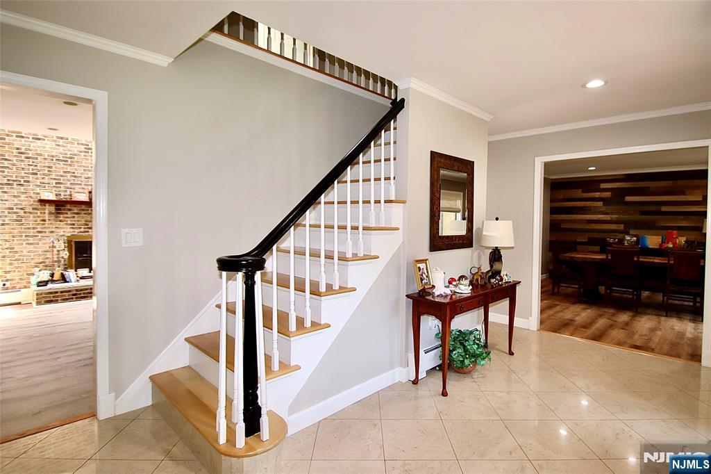 9 Watch Hill Road - Photo 5