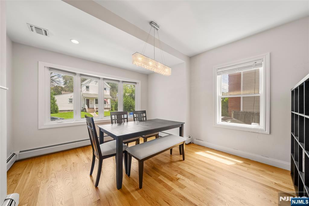 156 Phelps Avenue - Photo 4