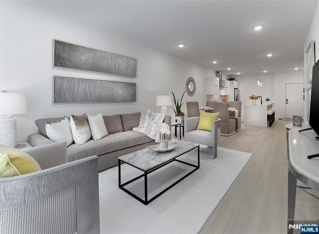 8 Tice Road 105 - Photo 4