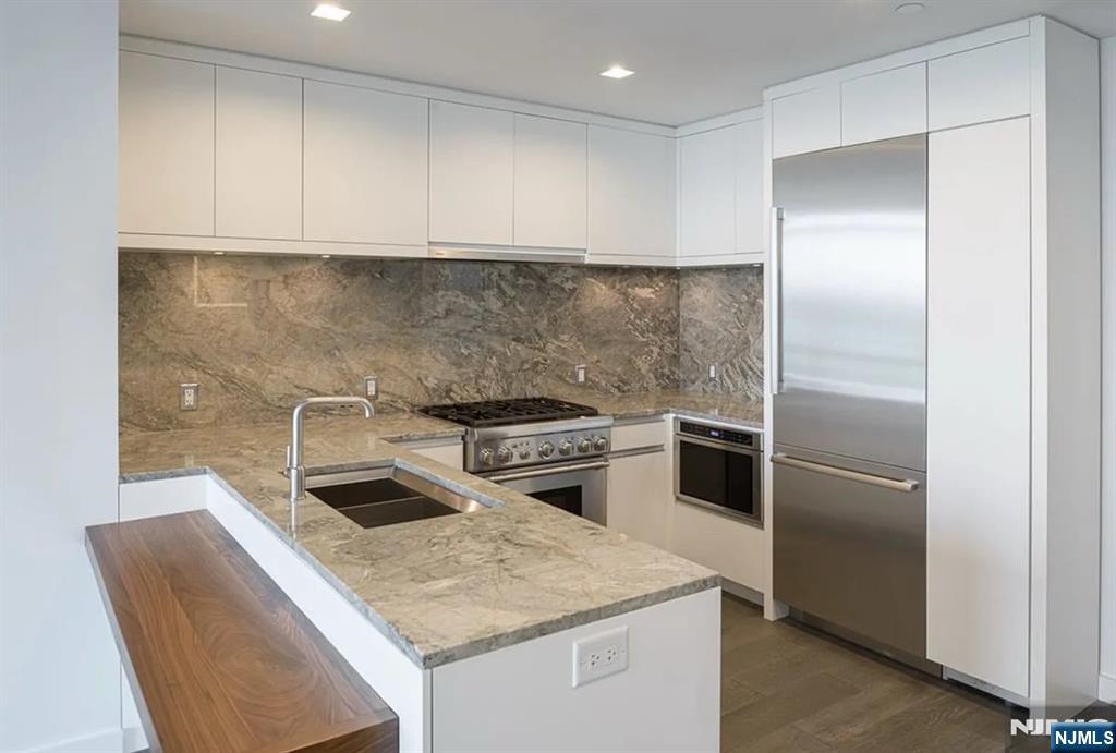 320 Adolphus Avenue 117 - Photo 5
