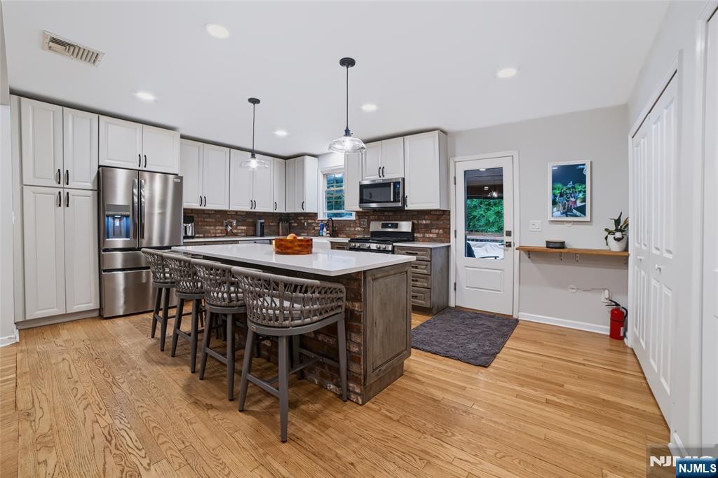 423 West Avenue - Photo 5