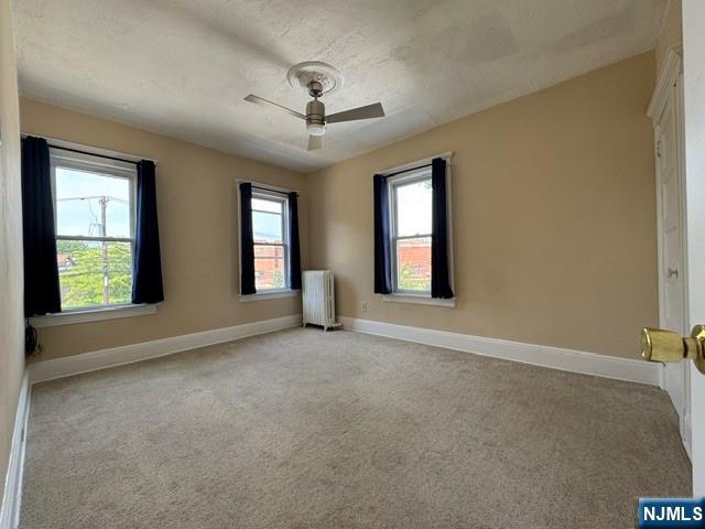 135 Cresskill Avenue - Photo 4