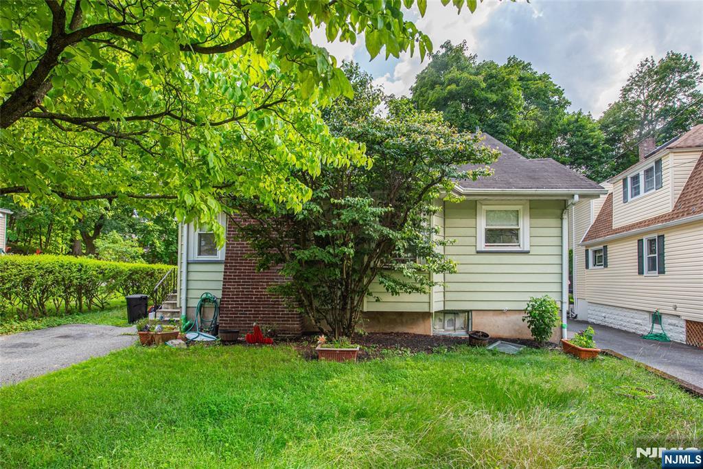 98 Westville Avenue - Photo 2
