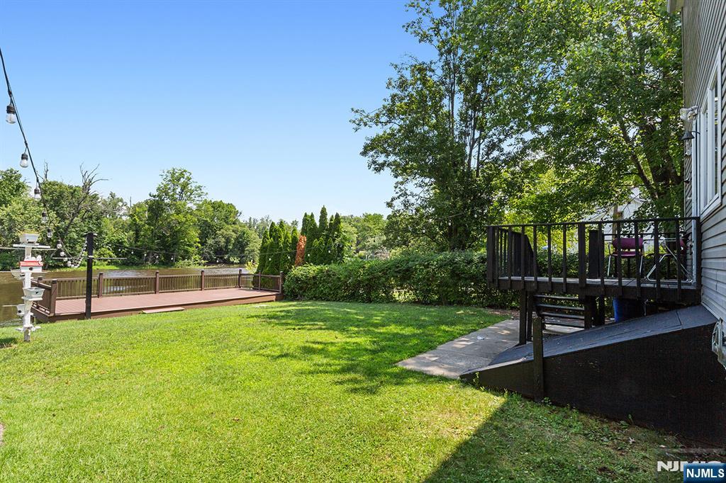 102 Island Avenue - Photo 4