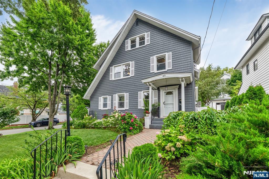49 Walnut Street - Photo 1