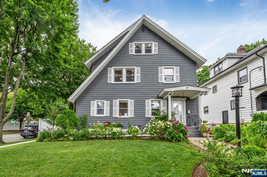 49 Walnut Street - Photo 2