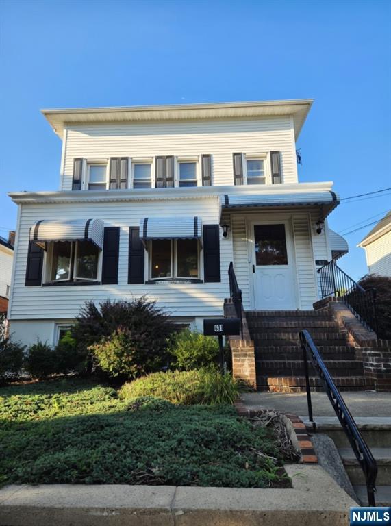 631 2nd Avenue - Photo 1