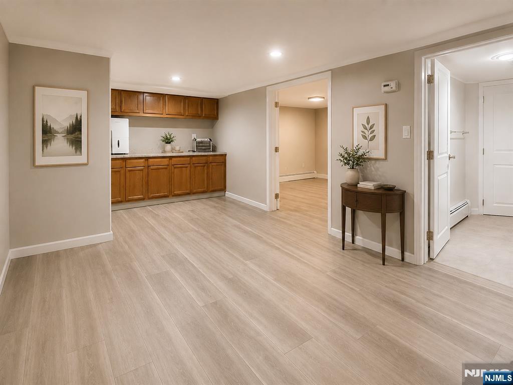 204 Kensington Ave, Norwood, NJ 07648
