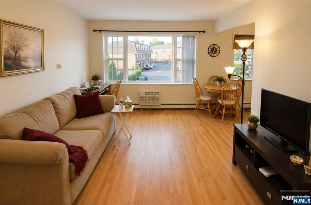 605 Grove Street E4 - Photo 1