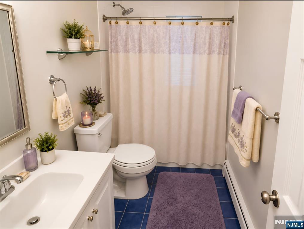 605 Grove Street E4 - Photo 4