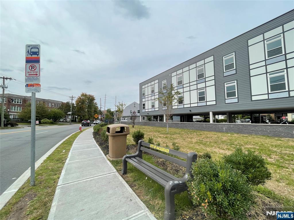 116 Essex Street 202 - Photo 2