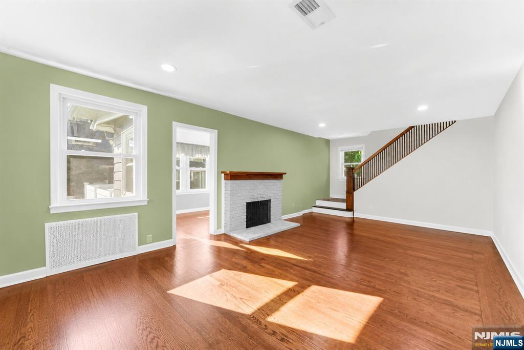 256 Van Buren Avenue - Photo 3