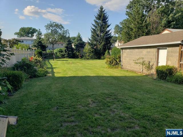 85 Linden Avenue - Photo 1