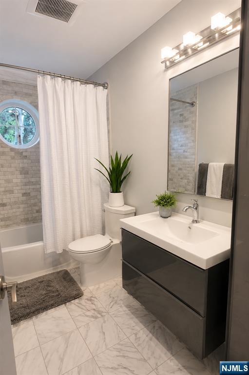 11 Monhegon Avenue - Photo 4