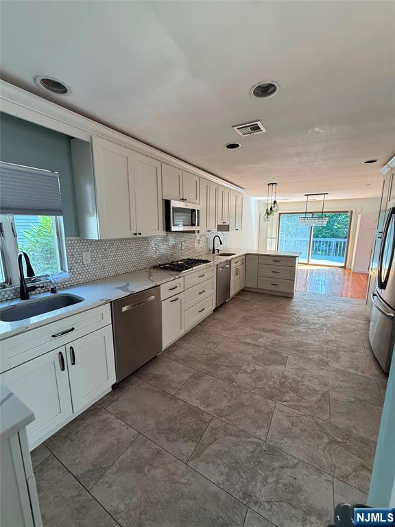 768 Dearborn Street - Photo 3