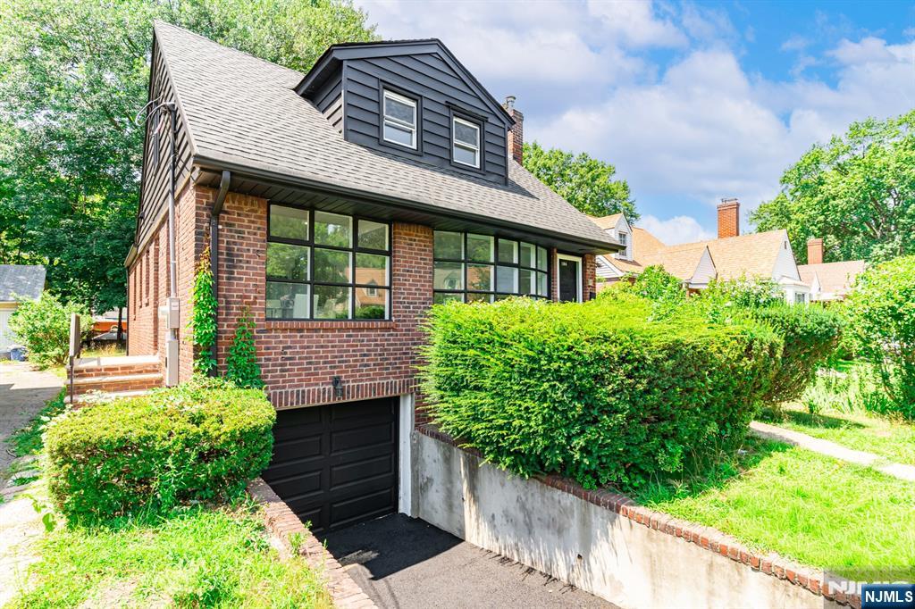 104 Belmont Street - Photo 1