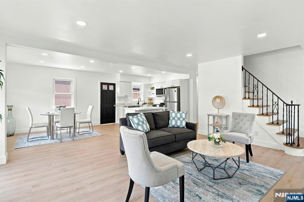 104 Belmont Street - Photo 5
