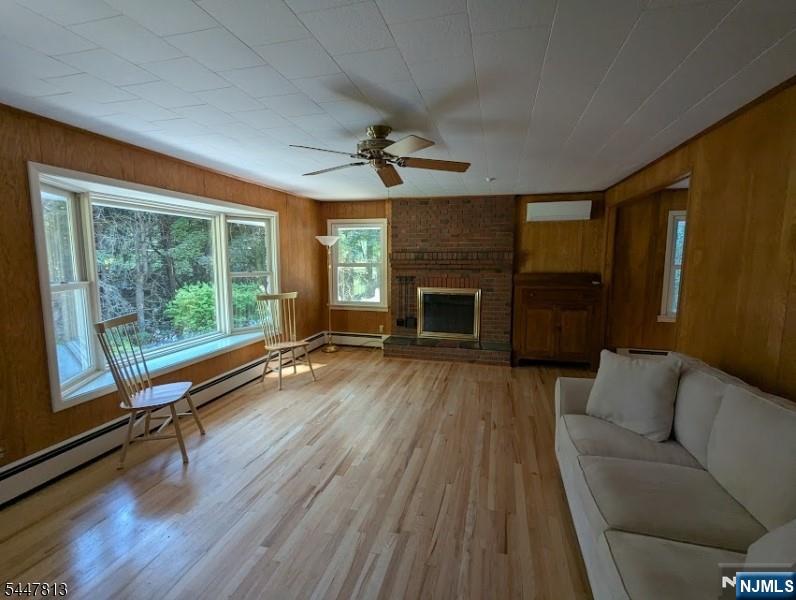 438 Longview Drive - Photo 3