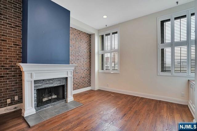 167 Wayne Street 403T - Photo 3