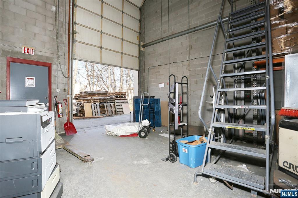 825 Windham Court — photo 10