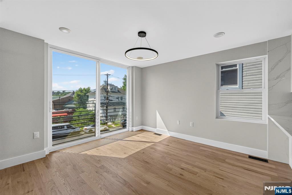 62 Hillside Avenue 1 - Photo 2