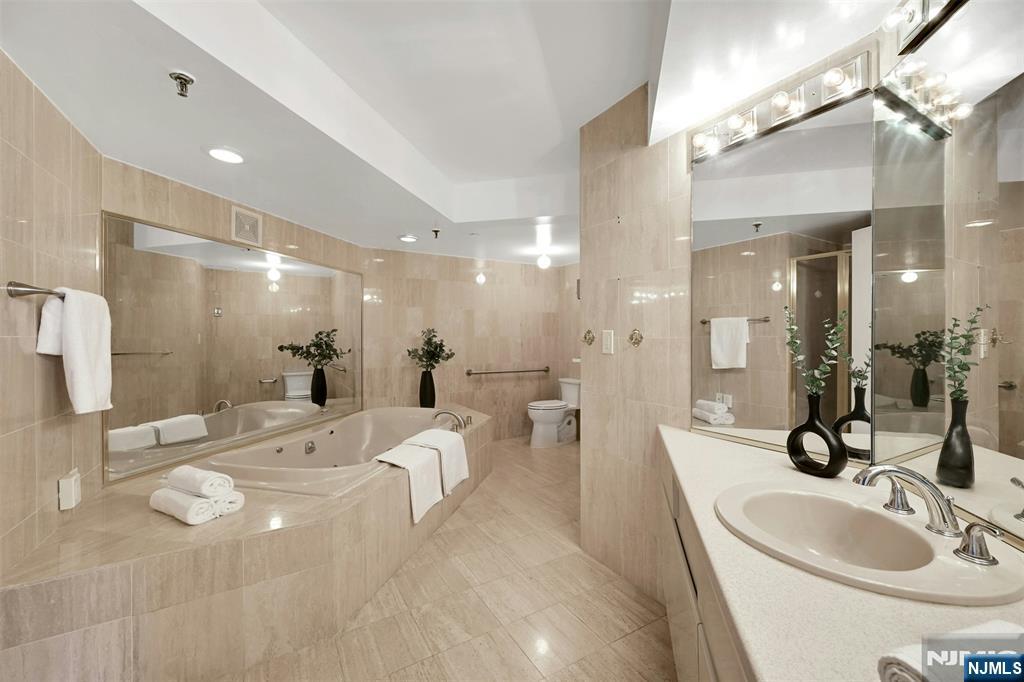 1512 Palisade Avenue #5B