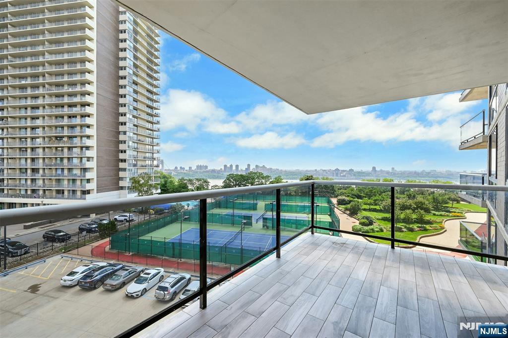 1512 Palisade Avenue #5B