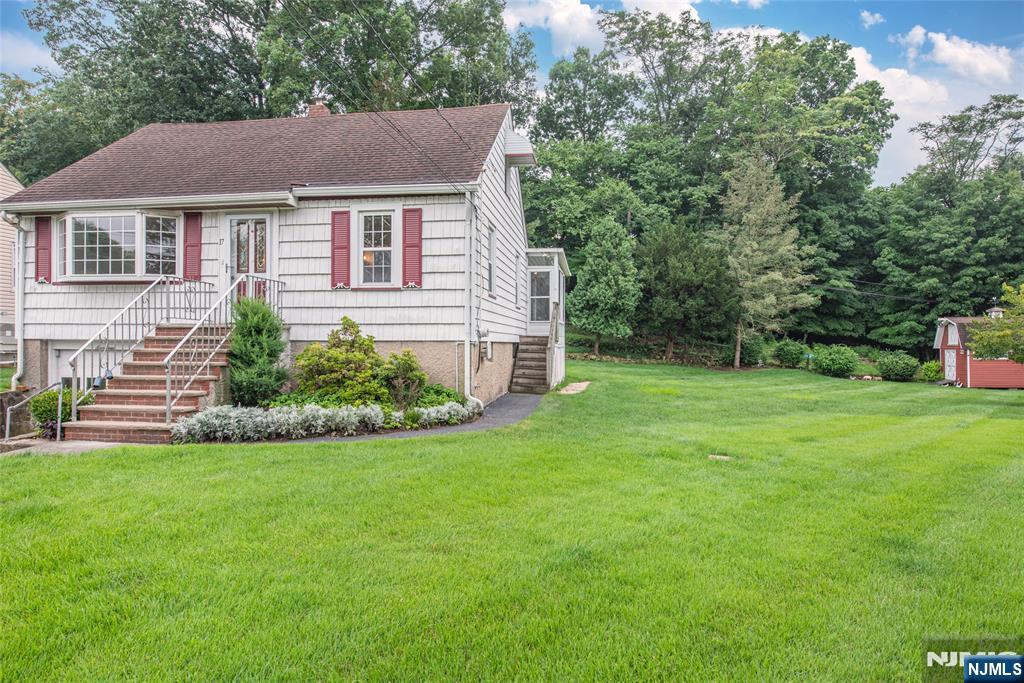 2nd image of 17 South Dr, Woodland Park, NJ 07424 | MLS# 26028218
