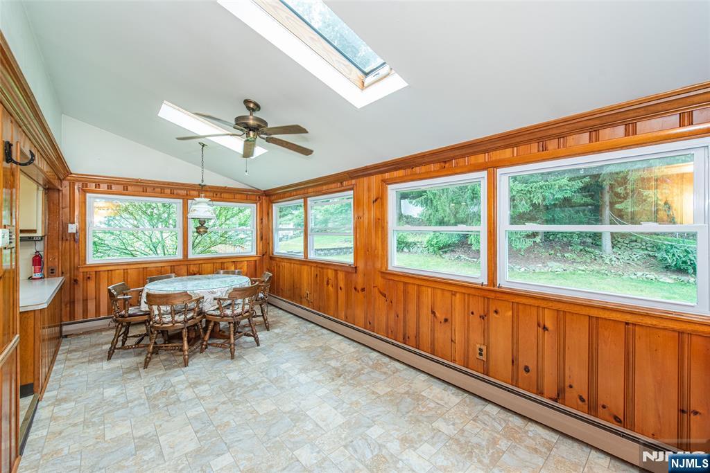 17 South Drive - Photo 5