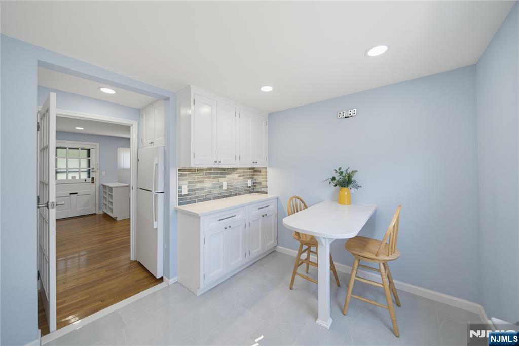 2209 Center Avenue A - Photo 4