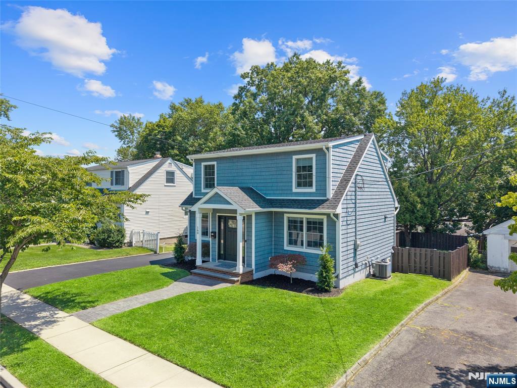 160 Harrington Road - Photo 4