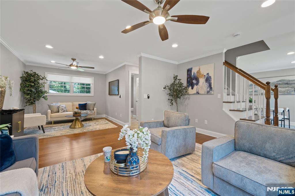 160 Harrington Road - Photo 5