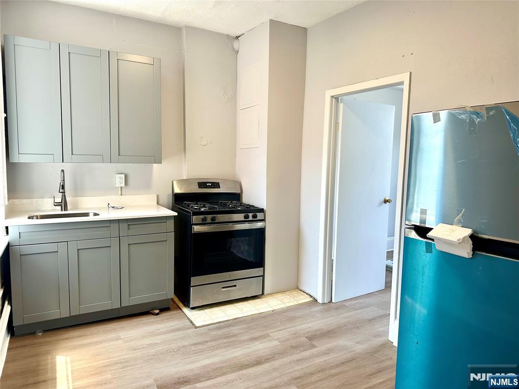 6303 Broadway 6 - Photo 1