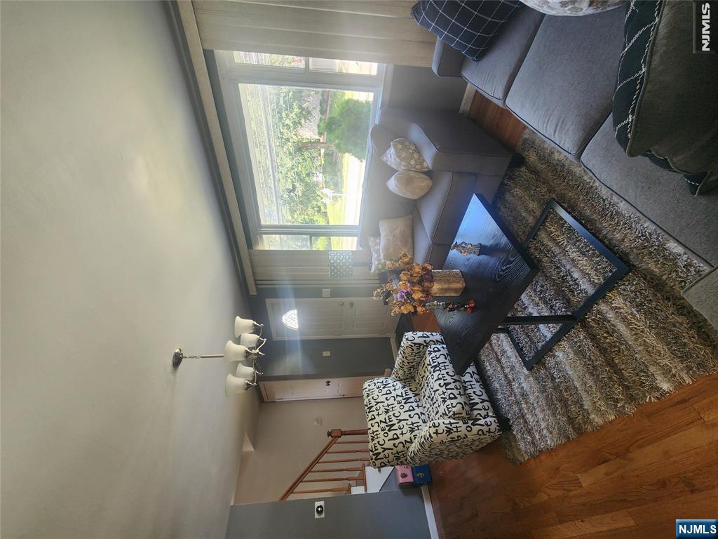 657 Broad Street - Photo 2