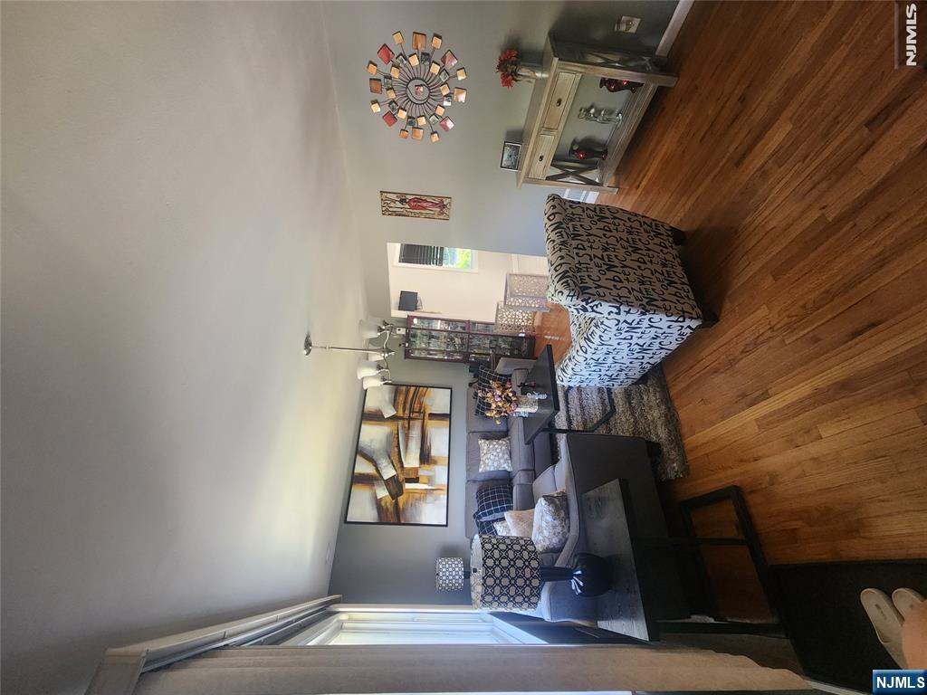 657 Broad Street - Photo 3