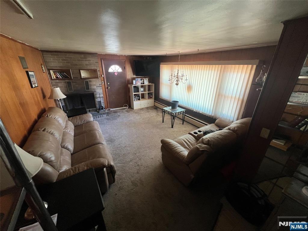 299 Coolidge Avenue - Photo 4