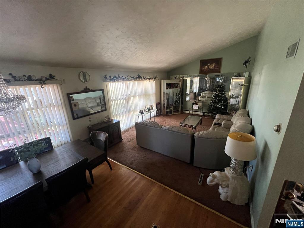 299 Coolidge Avenue - Photo 5