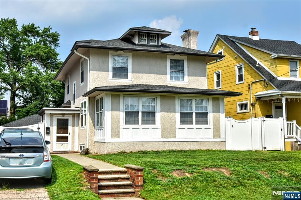 74 Ross Ave, Hackensack, NJ 07601