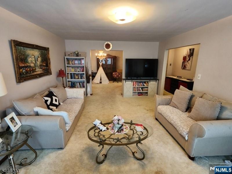 33 Livingston Avenue - Photo 4