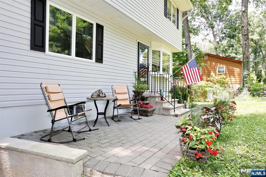 20 Linnea Place - Photo 3